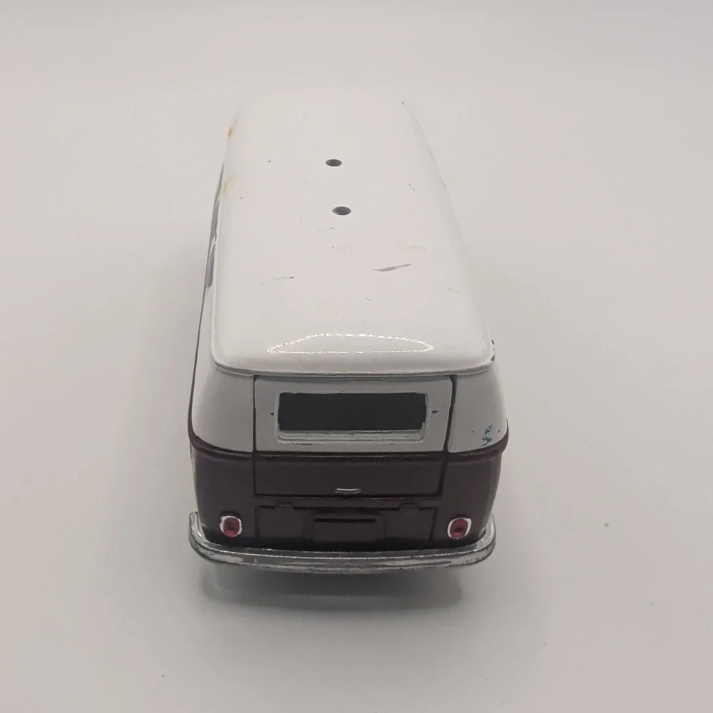 Kinsmart Diecast Toy Brown 1962 VW Classical Bus Peace Love Hippie Metal
